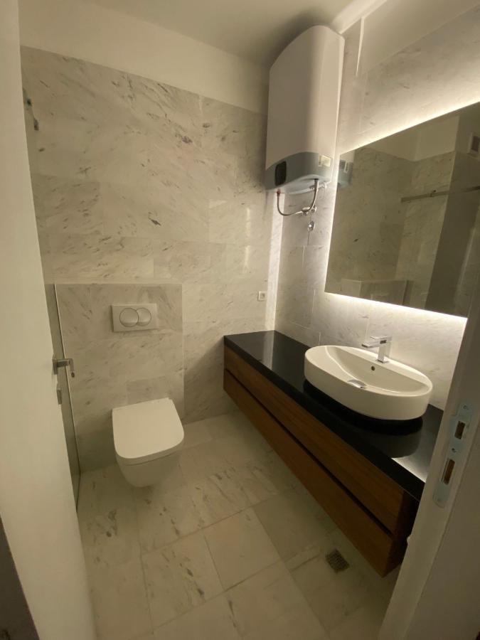 Apartmani G8 페일 외부 사진